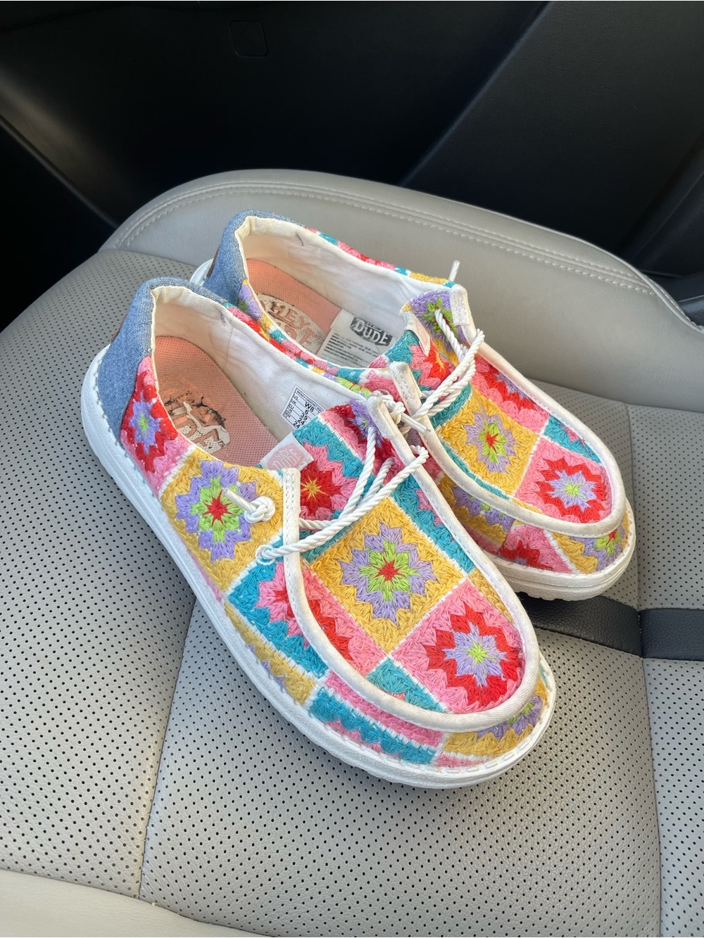 RARE! Hey Dude Women’s Multicolor Crochet Slip-On Sneakers size 8